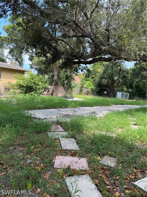 3131 Market St, Fort Myers FL - photo 11 of 32