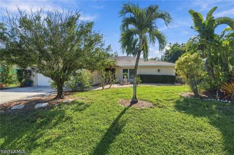 688 W Valley Dr, Bonita Springs FL - photo 22 of 24
