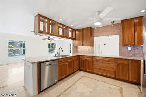 688 W Valley Dr, Bonita Springs FL - photo 9 of 24