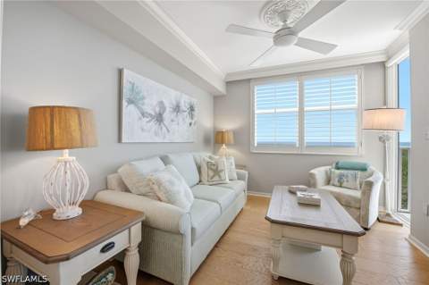 6361 Pelican Bay Blvd 802, Naples FL - photo 7 of 12