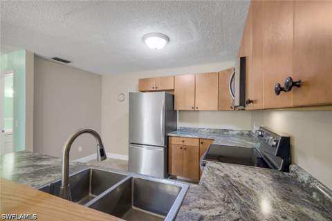 6346 Royal Woods Dr, Fort Myers FL - photo 11 of 40