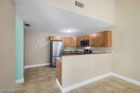 6346 Royal Woods Dr, Fort Myers FL - photo 12 of 40