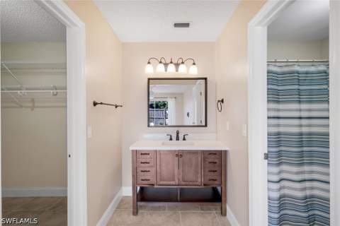 6346 Royal Woods Dr, Fort Myers FL - photo 21 of 40