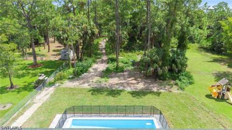 2610 4th St NW, Naples FL - photo 8 of 50