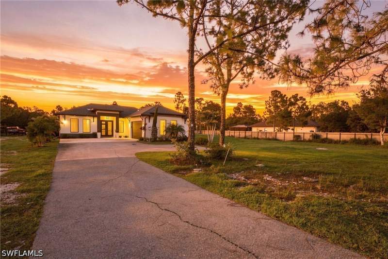 3 bedroom SingleFamilyResidence at 2885 41st Ave NE, Golden Gate Estates, Naples — photo 2