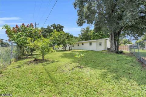 4301 New St, Fort Myers FL - photo 20 of 32