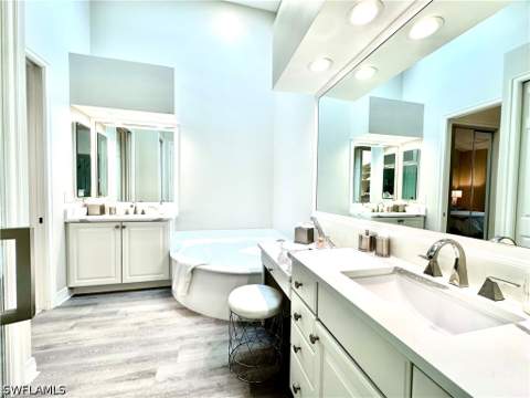 6438 Legacy Cir 304, Naples FL - photo 24 of 47