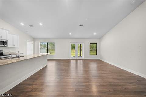 490 windermere Dr, Lehigh Acres FL - photo 10 of 34