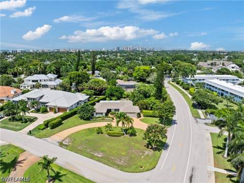 717 Rudder Rd, Naples FL - photo 7 of 10