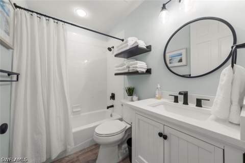 8452 Abbington Cir 1612, Naples FL - photo 18 of 38