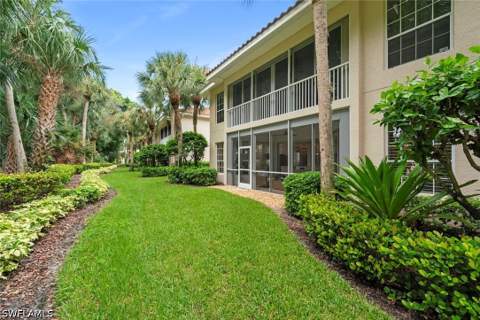 8452 Abbington Cir 1612, Naples FL - photo 24 of 38