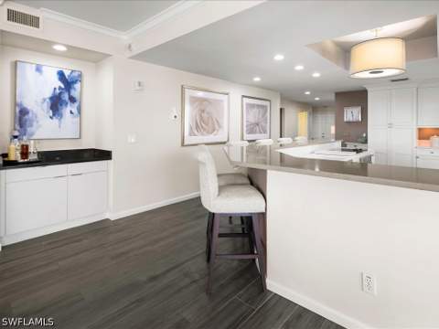 9790 Gulf Shore Dr 204, Naples FL - photo 17 of 50