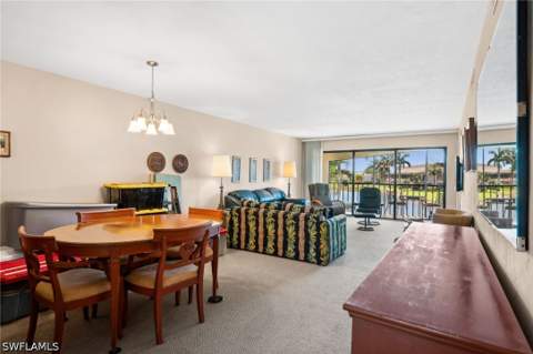 4640 Chantelle Dr N203, Naples FL - photo 8 of 15