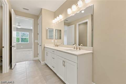 2626 Seychelles Cir 1405, Naples FL - photo 10 of 43