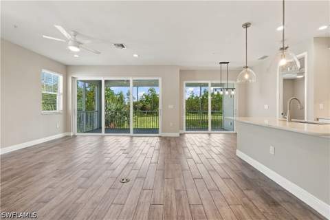 2626 Seychelles Cir 1405, Naples FL - photo 6 of 43