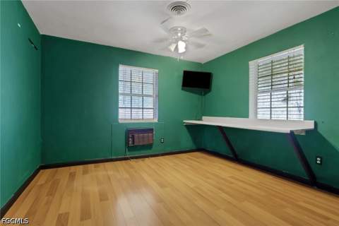 1857 Sunset Pl, Fort Myers FL - photo 15 of 44