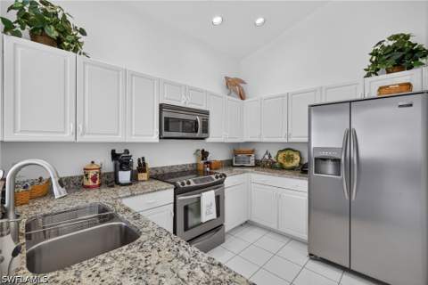 15173 Storrington Pl E-201, Naples FL - photo 13 of 35