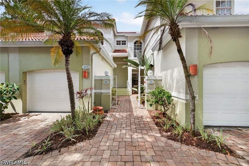 3 bedroom Condominium at 15173 Storrington Pl E-201, Storrington Place, Naples — photo 2