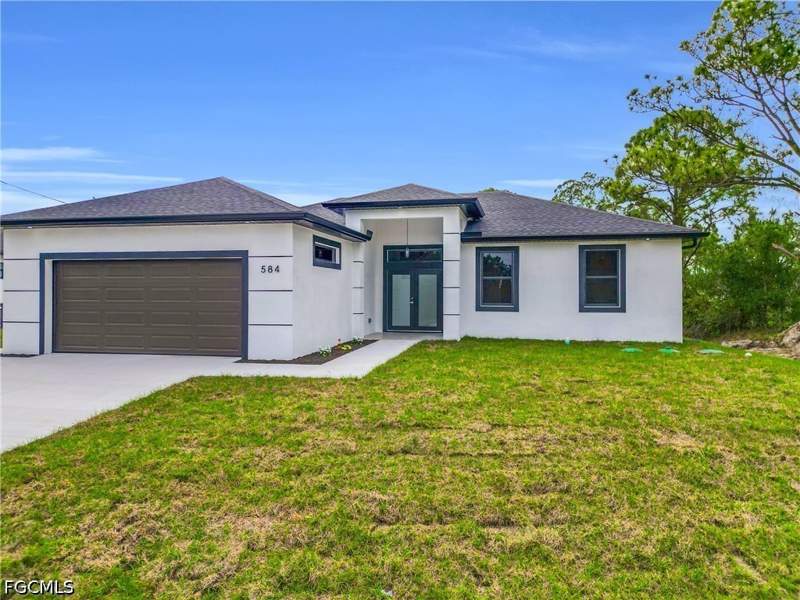 3 bedroom SingleFamilyResidence at 584 Genoa Ave S, Lehigh Acres, Lehigh Acres — photo 3