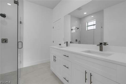 584 Genoa Ave S, Lehigh Acres FL - photo 8 of 28