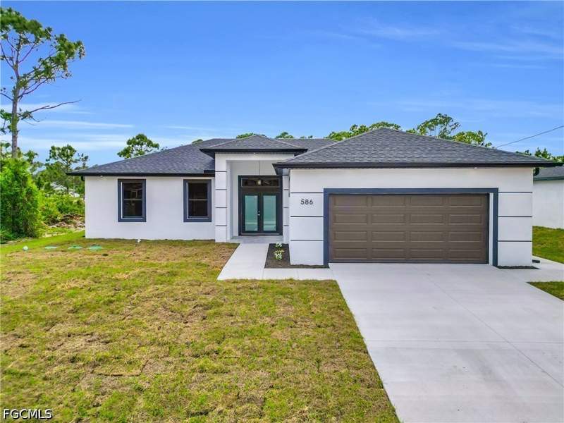 3 bedroom SingleFamilyResidence at 586 Genoa Ave S, Lehigh Acres, Lehigh Acres — photo 2