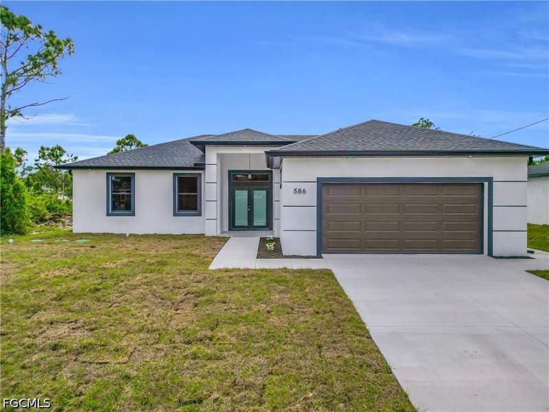3 bedroom SingleFamilyResidence at 586 Genoa Ave S, Lehigh Acres, Lehigh Acres — photo 3