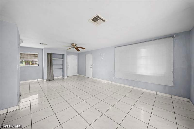 3 bedroom SingleFamilyResidence at 406 NE 15th Ave, Cape Coral, Cape Coral — photo 5
