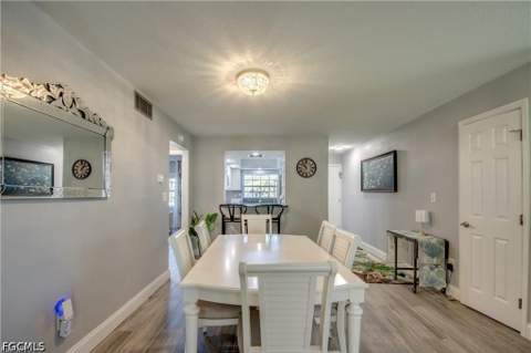 7050 Nantucket Cir 1, North Fort Myers FL - photo 14 of 41