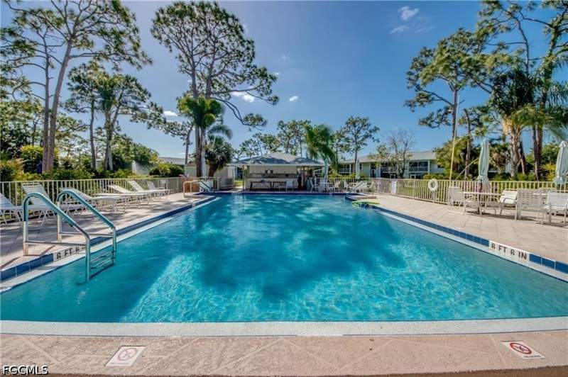 2 bedroom Condominium at 7050 Nantucket Cir 1, Nantucket, North Fort Myers — photo 2