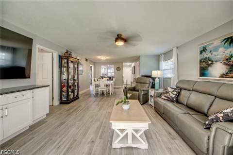 7050 Nantucket Cir 1, North Fort Myers FL - photo 20 of 41