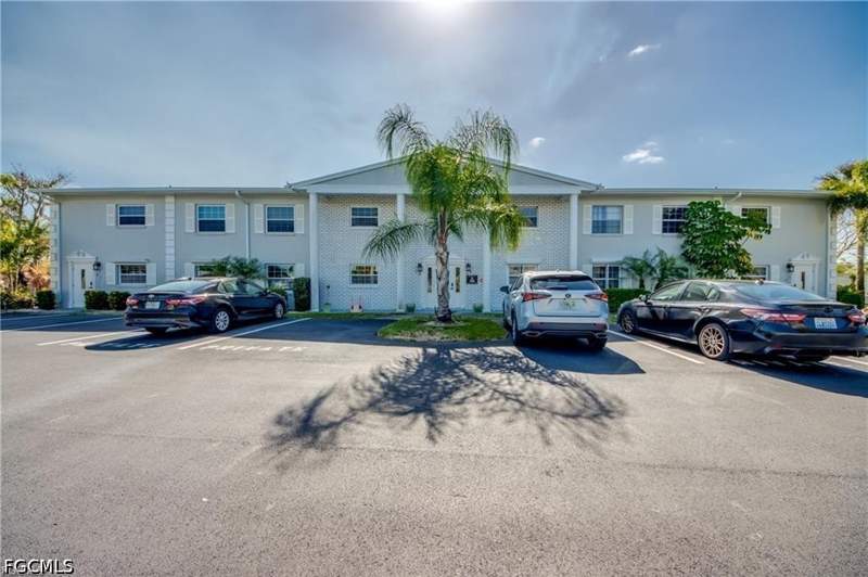 2 bedroom Condominium at 7050 Nantucket Cir 1, Nantucket, North Fort Myers — photo 3