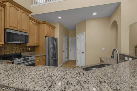 12835 Fox Hollow Cir, Fort Myers FL - photo 15 of 49