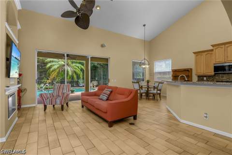 12835 Fox Hollow Cir, Fort Myers FL - photo 6 of 49