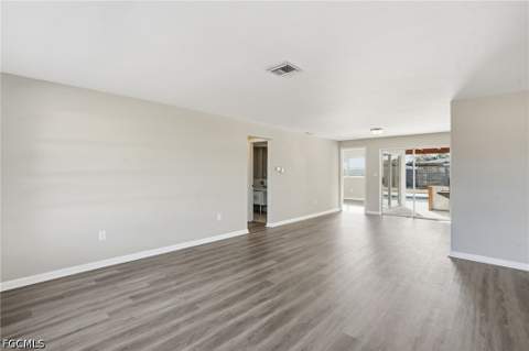 312 Hollywood St, Lehigh Acres FL - photo 17 of 40