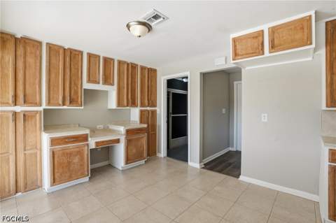 312 Hollywood St, Lehigh Acres FL - photo 23 of 40