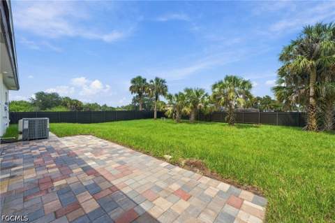 707 Sawyer St, Lehigh Acres FL - photo 15 of 31