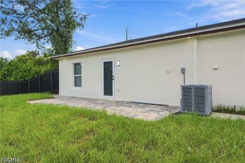 707 Sawyer St, Lehigh Acres FL - photo 16 of 31