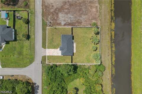 707 Sawyer St, Lehigh Acres FL - photo 9 of 31