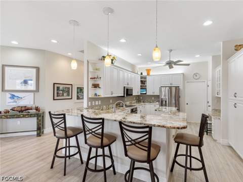 822 Cypress Lake Cir, Fort Myers FL - photo 12 of 45