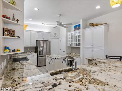 822 Cypress Lake Cir, Fort Myers FL - photo 13 of 45