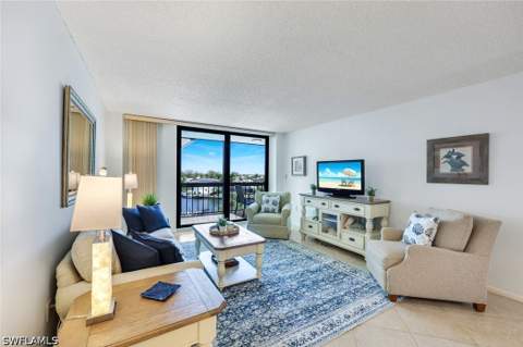 591 Seaview Ct A603, Marco Island FL - photo 11 of 34