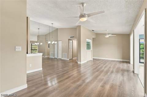 14900 Summerlin Woods Dr 6, Fort Myers FL - photo 16 of 37
