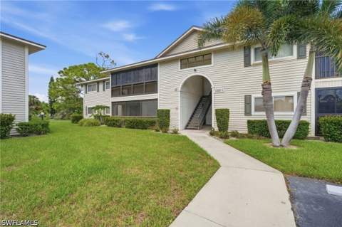 14900 Summerlin Woods Dr 6, Fort Myers FL - photo 9 of 37