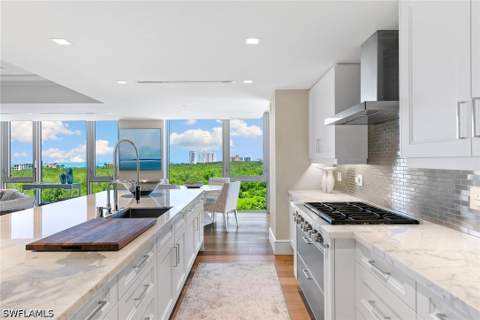 6897 Grenadier Blvd 704, Naples FL - photo 20 of 47