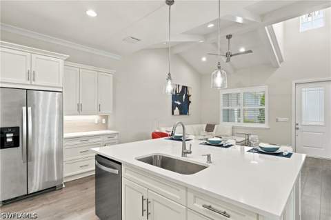 7198 Saona Ct, Naples FL - photo 10 of 33