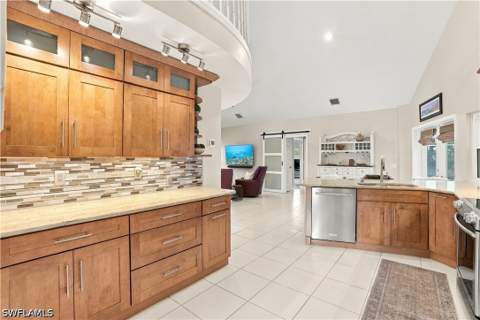 9761 Treasure Cay Ln, Bonita Springs FL - photo 18 of 49