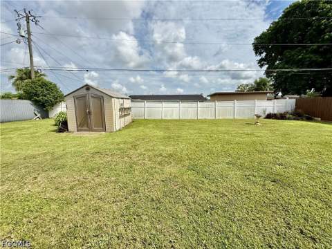 1219 Dunndale St, Lehigh Acres FL - photo 7 of 29