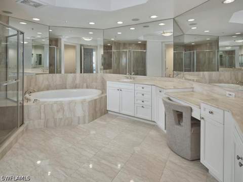 970 Cape Marco Dr 1206, Marco Island FL - photo 14 of 35