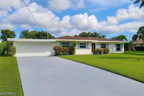 13880 13880 lazy Ln, Fort Myers FL - photo 7 of 26