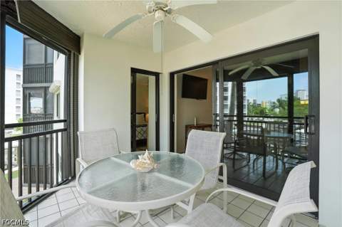 4265 Bay Beach Ln 226, Fort Myers Beach FL - photo 21 of 31